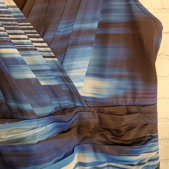 Lane Bryant blue and black striped sleeveless dress size 26 - Picture 6 of 10